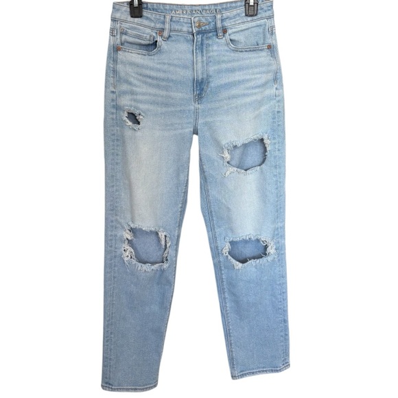 American Eagle Outfitters Denim - American Eagle Mom Straight Jean Size 6